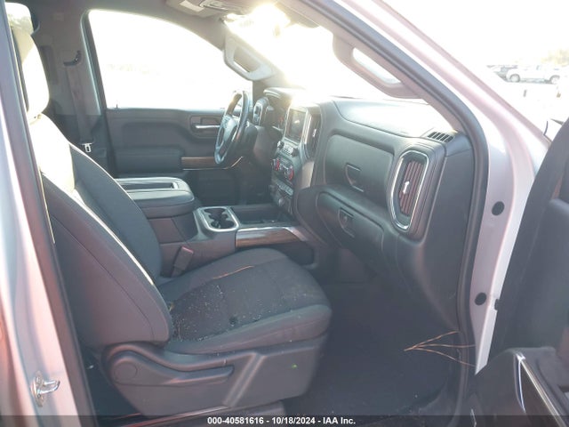 1GCUYEEDXKZ142647 Chevrolet Silverado 1500 Rst