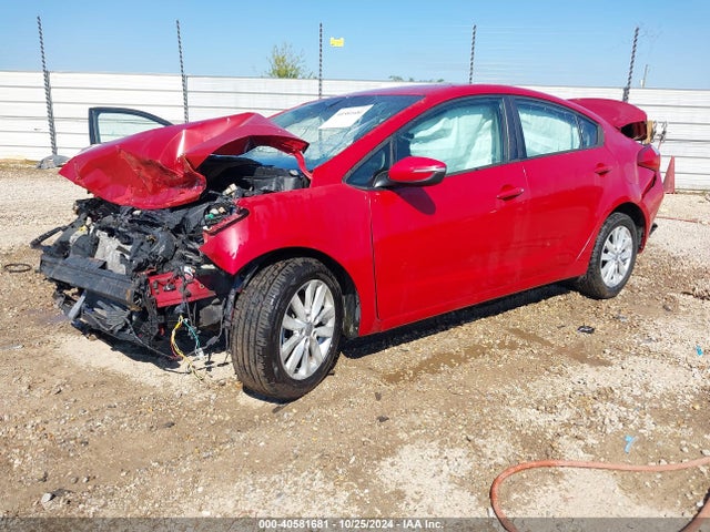 KIA FORTE LX 2015 KNAFX4A62F5255757 Image 2