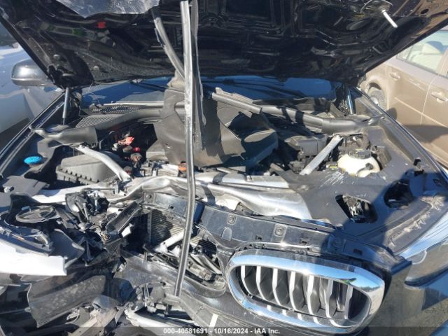 5UXTR7C53KLF36107 BMW X3 Sdrive30i