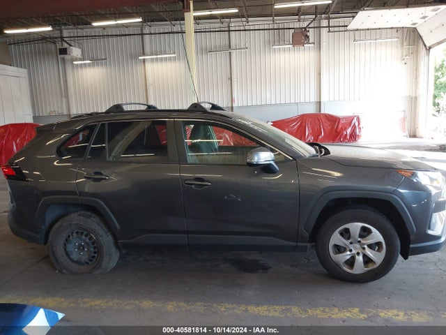Toyota RAV4 LE 2019 JTMG1RFV7KJ019032 Image 12