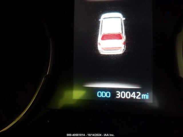 Toyota RAV4 LE 2019 JTMG1RFV7KJ019032 Image 14