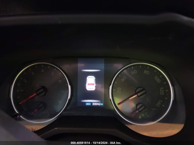Toyota RAV4 LE 2019 JTMG1RFV7KJ019032 Image 7