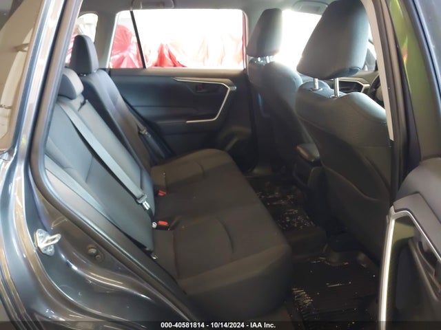 Toyota RAV4 LE 2019 JTMG1RFV7KJ019032 Image 8