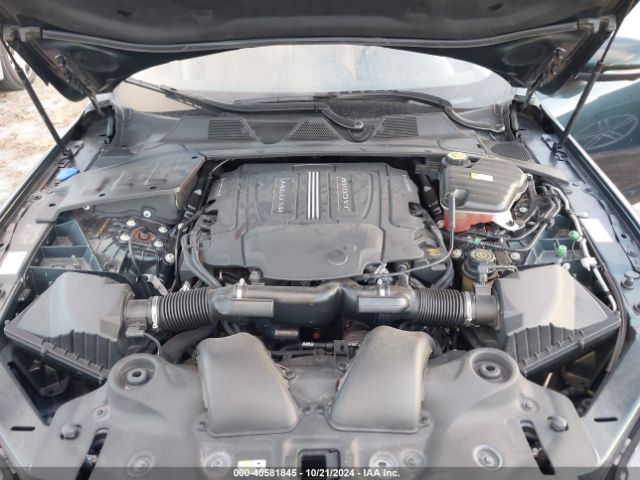 2018 JAGUAR XJ SAJWJ2GD4J8W15523 Photo 9