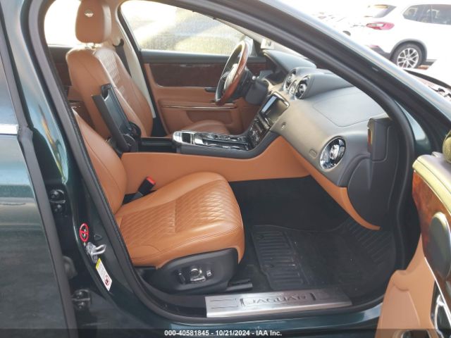 2018 JAGUAR XJ SAJWJ2GD4J8W15523 Photo 4