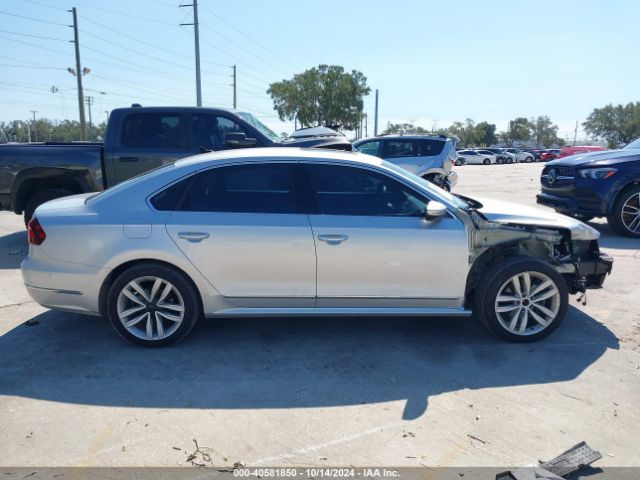 1VWCT7A31HC062696 Volkswagen Passat 1.8t Sel Premium
