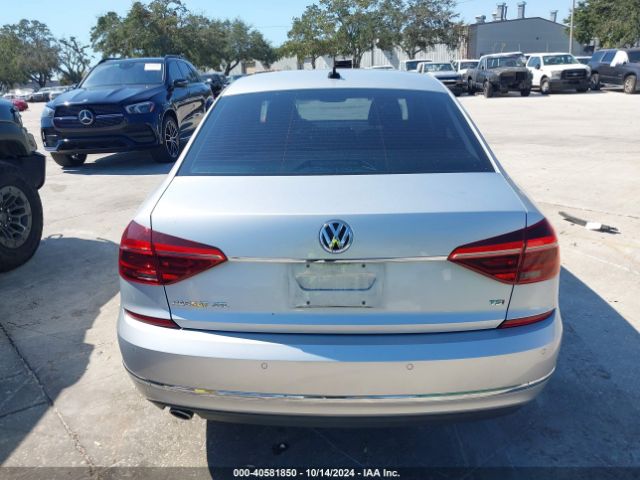 1VWCT7A31HC062696 Volkswagen Passat 1.8t Sel Premium