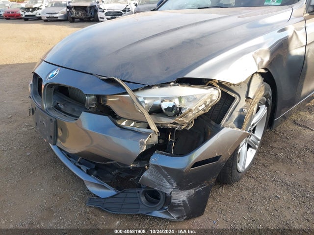 BMW 320i Xdrive 2014 WBA3C3G55ENS71229 Image 6
