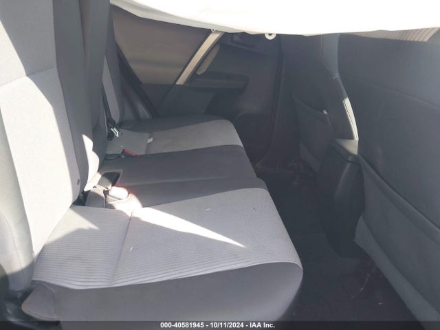Toyota RAV4 LE 2015 2T3ZFREV9FW163426 Image 8