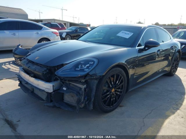 WP0AB2A76HL121020 Porsche Panamera 4s