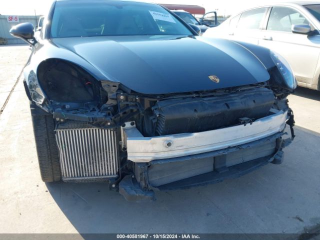 WP0AB2A76HL121020 Porsche Panamera 4s