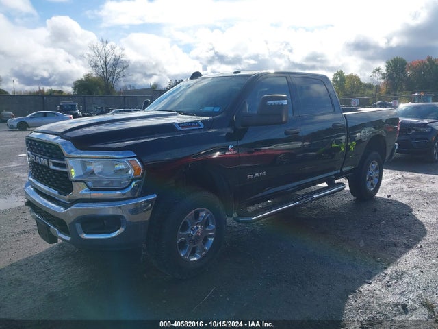 3C6UR5DL1PG651014 RAM 2500 Big Horn  4x4 6'4 Box