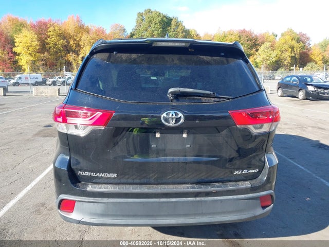 Toyota Highlander Xle 2017 5TDJZRFH1HS512385 Image 16