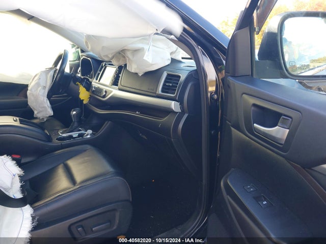 Toyota Highlander Xle 2017 5TDJZRFH1HS512385 Image 5