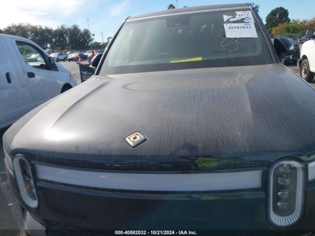 7PDSGABA5PN005376 Rivian R1s Adventure