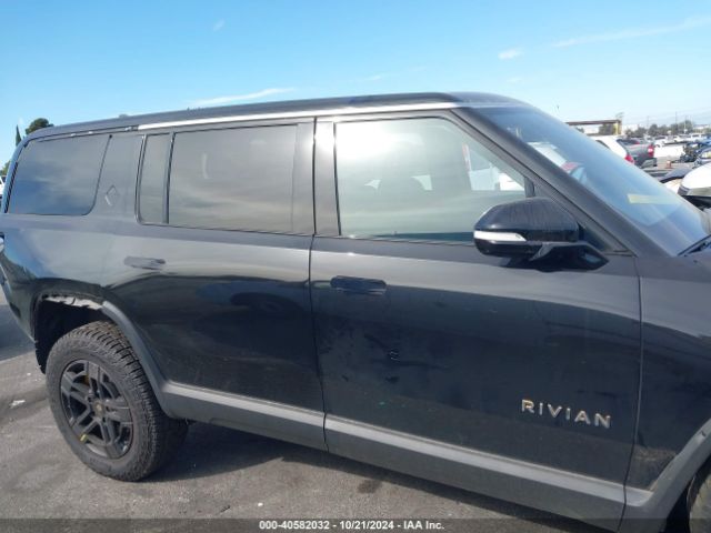 7PDSGABA5PN005376 Rivian R1s Adventure