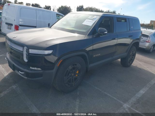 7PDSGABA5PN005376 Rivian R1s Adventure