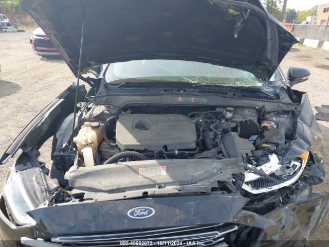 3FA6P0HD3HR412489 Ford FUSION SE