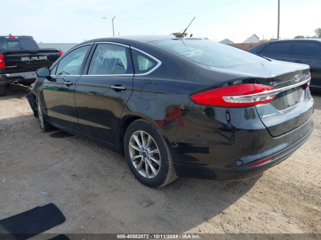 3FA6P0HD3HR412489 Ford FUSION SE