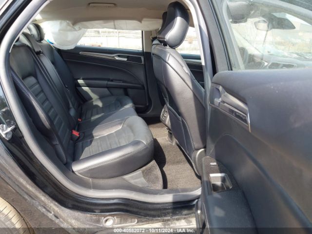 3FA6P0HD3HR412489 Ford FUSION SE