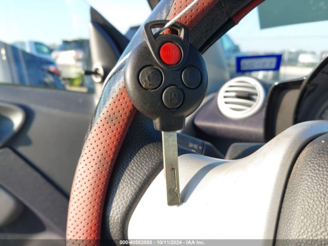 WMEEJ3BA0FK813329 Smart Fortwo Passion/pure
