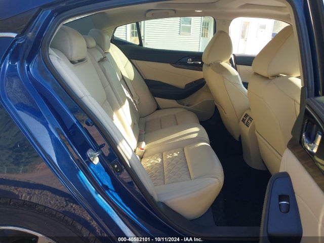 Nissan Maxima 3.5 Platinum 2017 1N4AA6AP0HC370655 Image 8