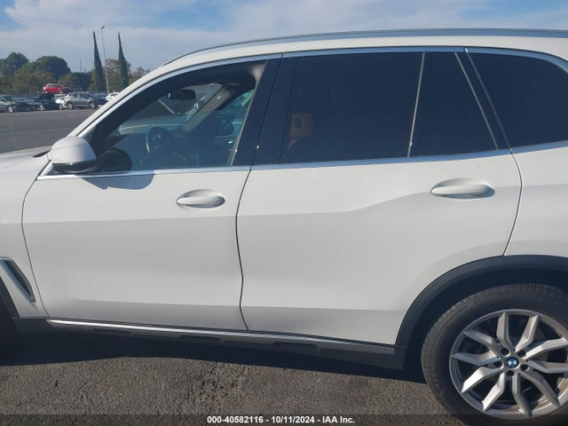 5UXCR4C09N9M68879 BMW X5 Sdrive40i