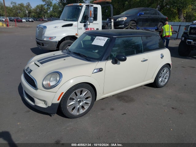 2008 MINI COOPER S WMWMF73588TT92765 Photo 1