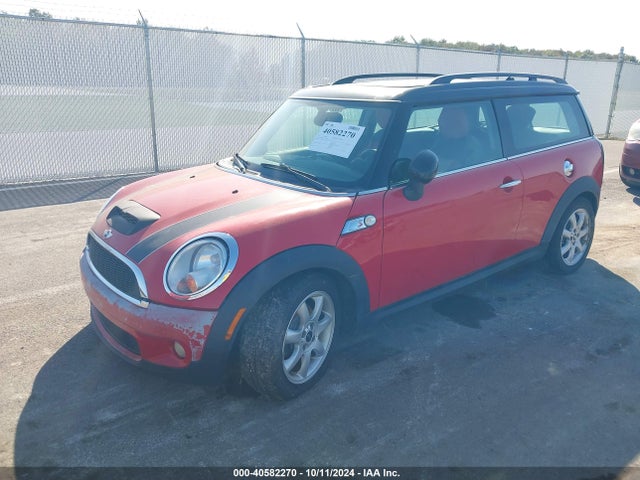 2010 MINI COOPER S CLUBMAN WMWMM3C57ATP75861 Photo 1