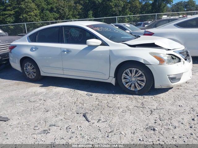 Nissan Altima 2.5 S 2015 1N4AL3AP0FC273557 Image 13