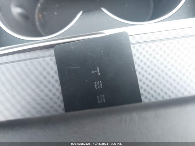 2024 TESLA MODEL 3 5YJ3E1EA0RF767352 Photo 10