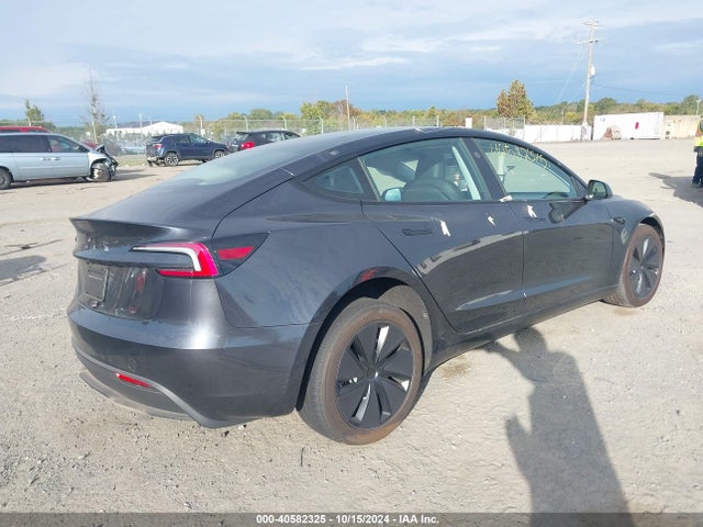 2024 TESLA MODEL 3 5YJ3E1EA0RF767352 Photo 3