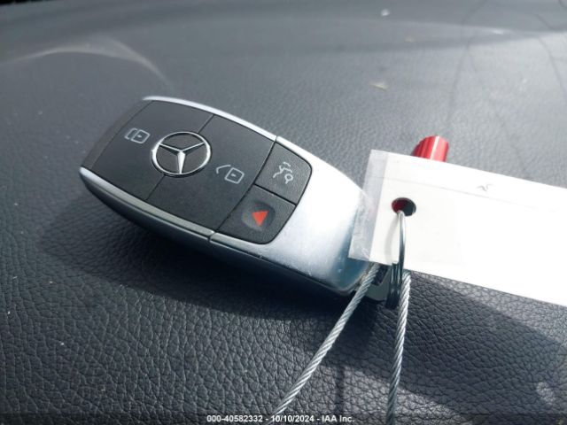 W1N0G8DB4NV392456 Mercedes-Benz Glc 300 Suv