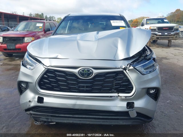 Toyota Highlander Le 2023 5TDKDRBH6PS520358 Image 12