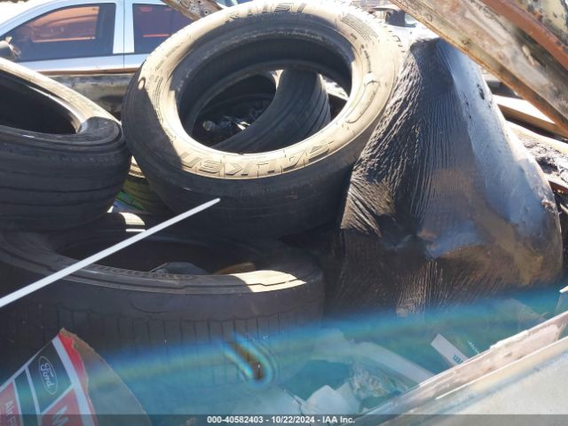 KNDNB4H31R6434573 KIA Carnival Mpv Lx Seat Package