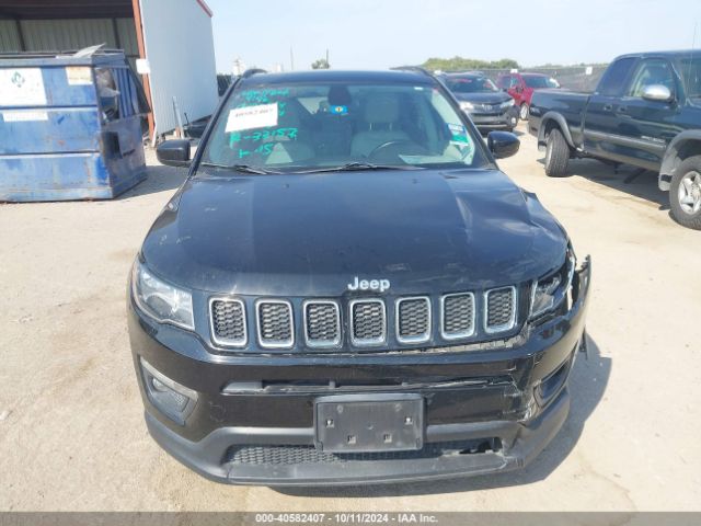 3C4NJCBB1KT711523 Jeep Compass Sun And Wheel Fwd