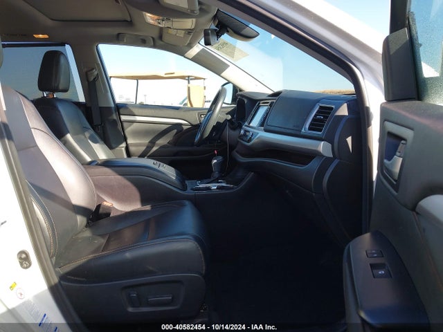 Toyota Highlander Xle 2017 5TDJZRFH9HS465350 Image 5
