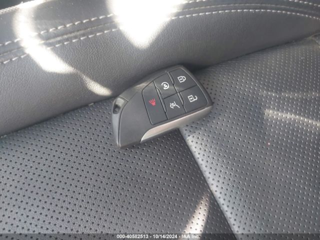 LRBFZPR46MD052681 Buick Envision Awd Essence