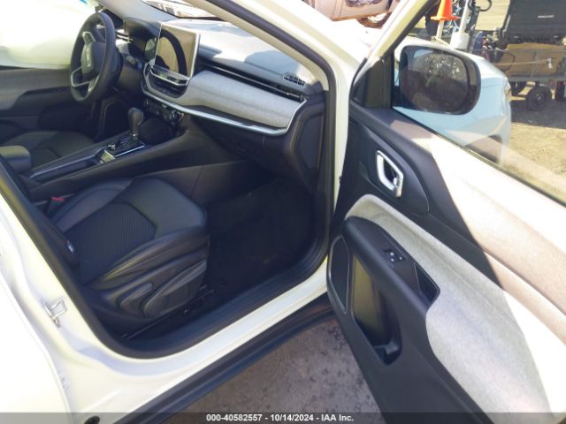 3C4NJCBB8NT228907 Jeep Compass Latitude Fwd