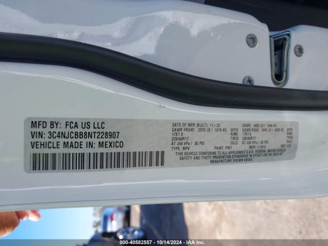 3C4NJCBB8NT228907 Jeep Compass Latitude Fwd