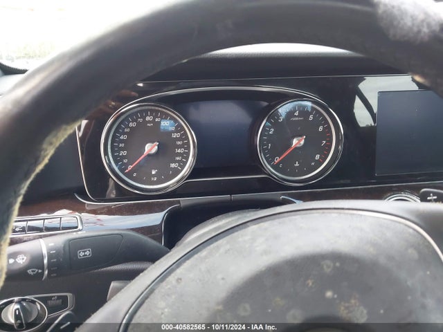 WDDZF4JB4HA028375 Mercedes-Benz E 300