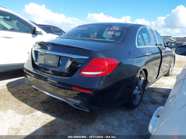 WDDZF4JB4HA028375 Mercedes-Benz E 300