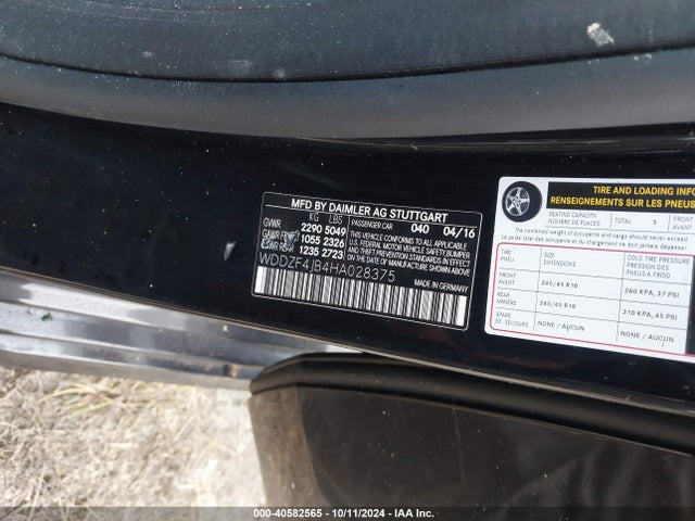 WDDZF4JB4HA028375 Mercedes-Benz E 300