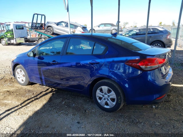 KIA FORTE LX 2018 3KPFK4A76JE183310 Image 14