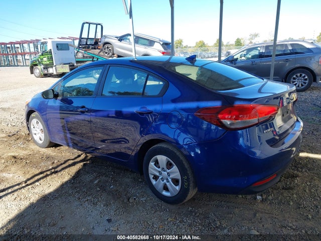 KIA FORTE LX 2018 3KPFK4A76JE183310 Image 3