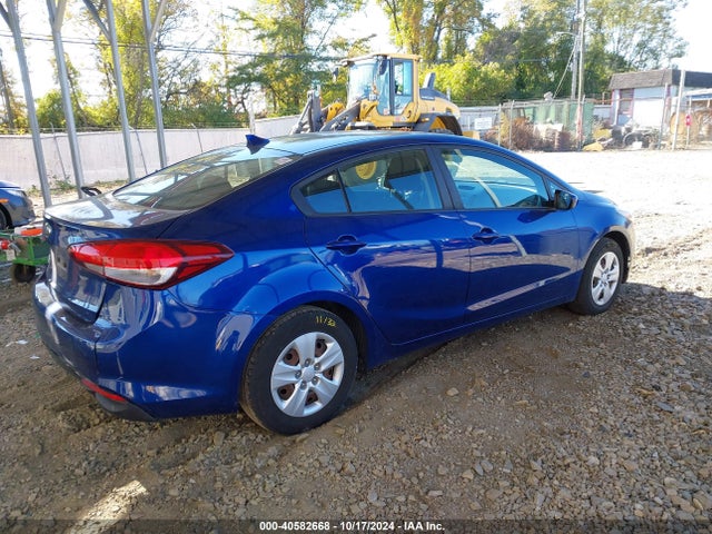 KIA FORTE LX 2018 3KPFK4A76JE183310 Image 4