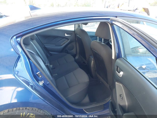 KIA FORTE LX 2018 3KPFK4A76JE183310 Image 8