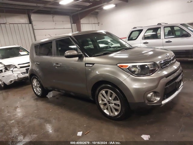KIA SOUL + 2017 KNDJP3A5XH7449006 Image 1
