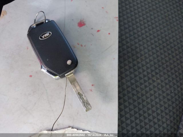 KNDJ23AU4L7068377 KIA SOUL LX