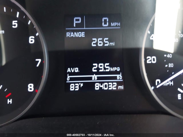 Hyundai ELANTRA SE 2018 5NPD74LF8JH400574 Image 15